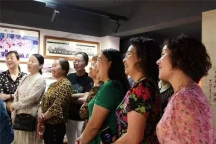 (已瘦身)《時代先鋒 民族脊梁》——新時代影響力科學家---袁勤生.docx1(1)740.png