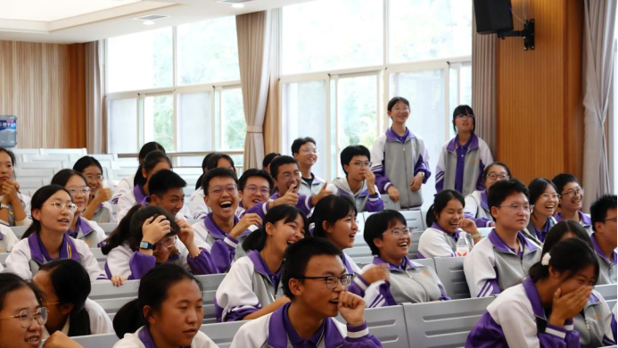 月圓國(guó)盛弘揚(yáng)中華傳統(tǒng)文化 雙節(jié)同輝涵養(yǎng)深厚家國(guó)情懷1333.png