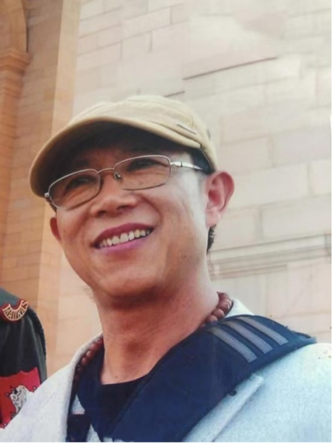 (已瘦身)金力:書畫雙臻堪卓著 金農(nóng)后裔開新風(fēng)19.png