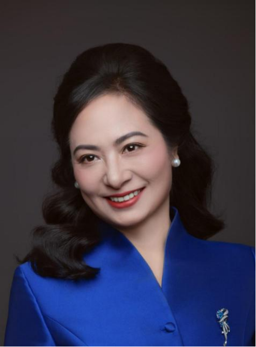 (已瘦身)《卓爾不凡 筆墨酣暢》新時(shí)代影響力藝術(shù)家——陳碩子27.png