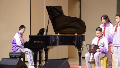 金秋笛韻 禮贊華章 安寧中學(xué)初中部器樂合奏比賽圓滿落幕1900.png