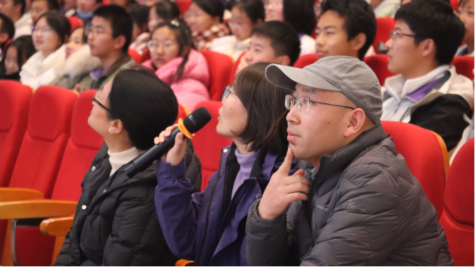 云南安寧中學(xué)初中部:在詩詞世界領(lǐng)悟文化精髓 在書香校園激揚(yáng)青春智慧(1)784.png