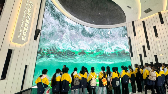 手牽手譜寫教育強(qiáng)國建設(shè)嶄新篇章 心連心培1480.png