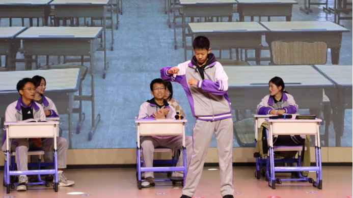 筑夢(mèng)安中繪新卷 青春唱響新時(shí)代__安寧中學(xué)高1855.png