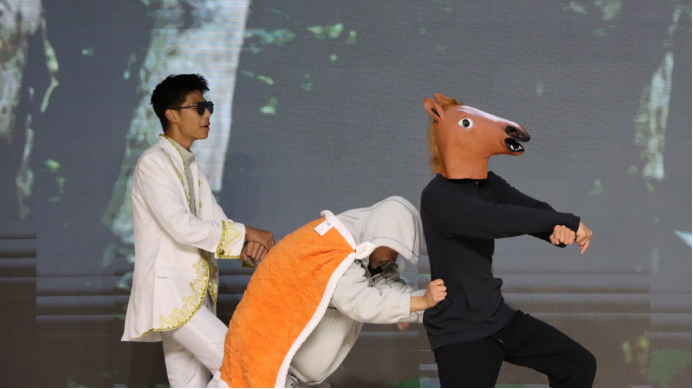 筑夢(mèng)安中繪新卷 青春唱響新時(shí)代__安寧中學(xué)高919.png