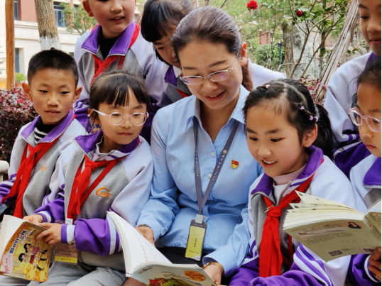 黨建品牌聚合力 紅色引擎促發(fā)展——云南安1672.png